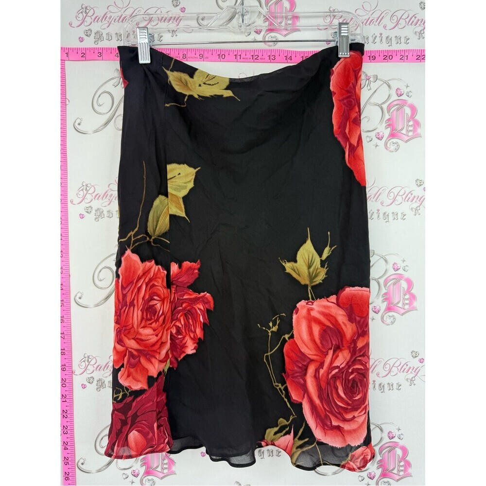 Mica skirt roses Black Midi Skirt with Large Red Rose Print